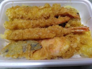 食事処藤テイクアウトの天丼の写真